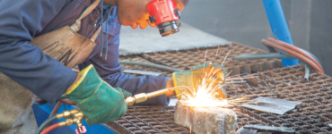 WHY YOUNG SOUTH AFRICANS SHOULD STUDY A TRADE