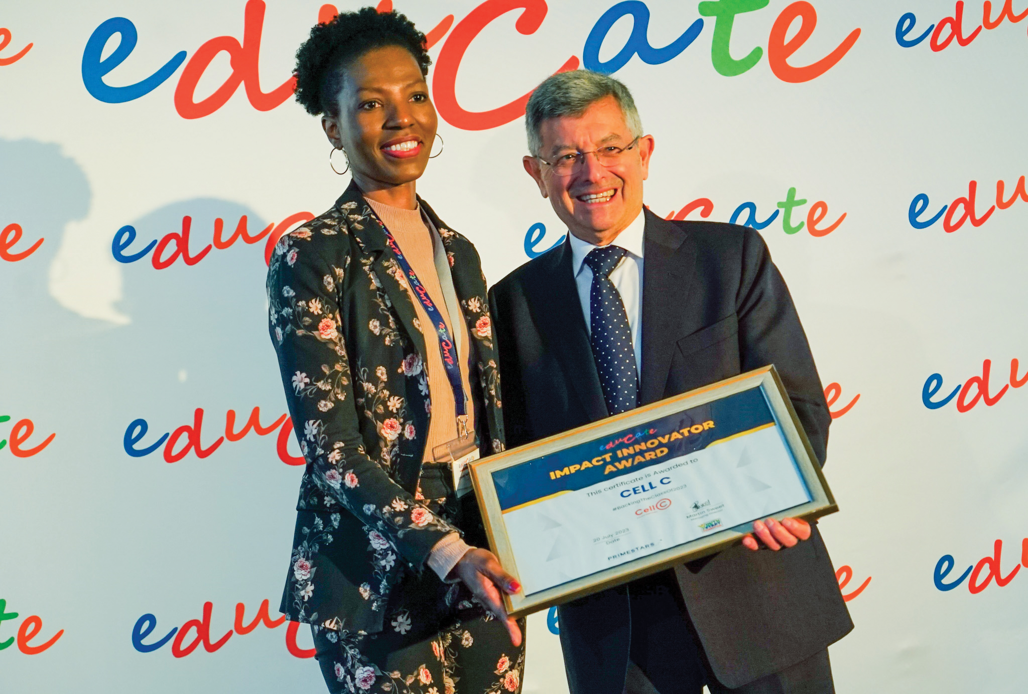 PROGRAM: Lethiwe Hlatshwayo, representing sponsorsCell C, together with Martin Sweet, managing director of Primestars