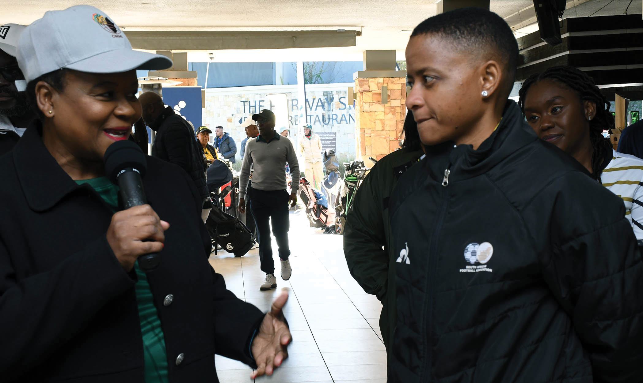 ‘Gwen Ramokgopa with captaion Refiloe