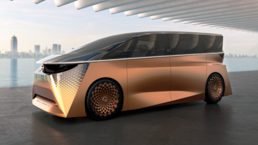 NOVEL: Nissan’s Hyper Tourer looks absolutely wild and unlike any we’ve seen from the Japanese manufacturer