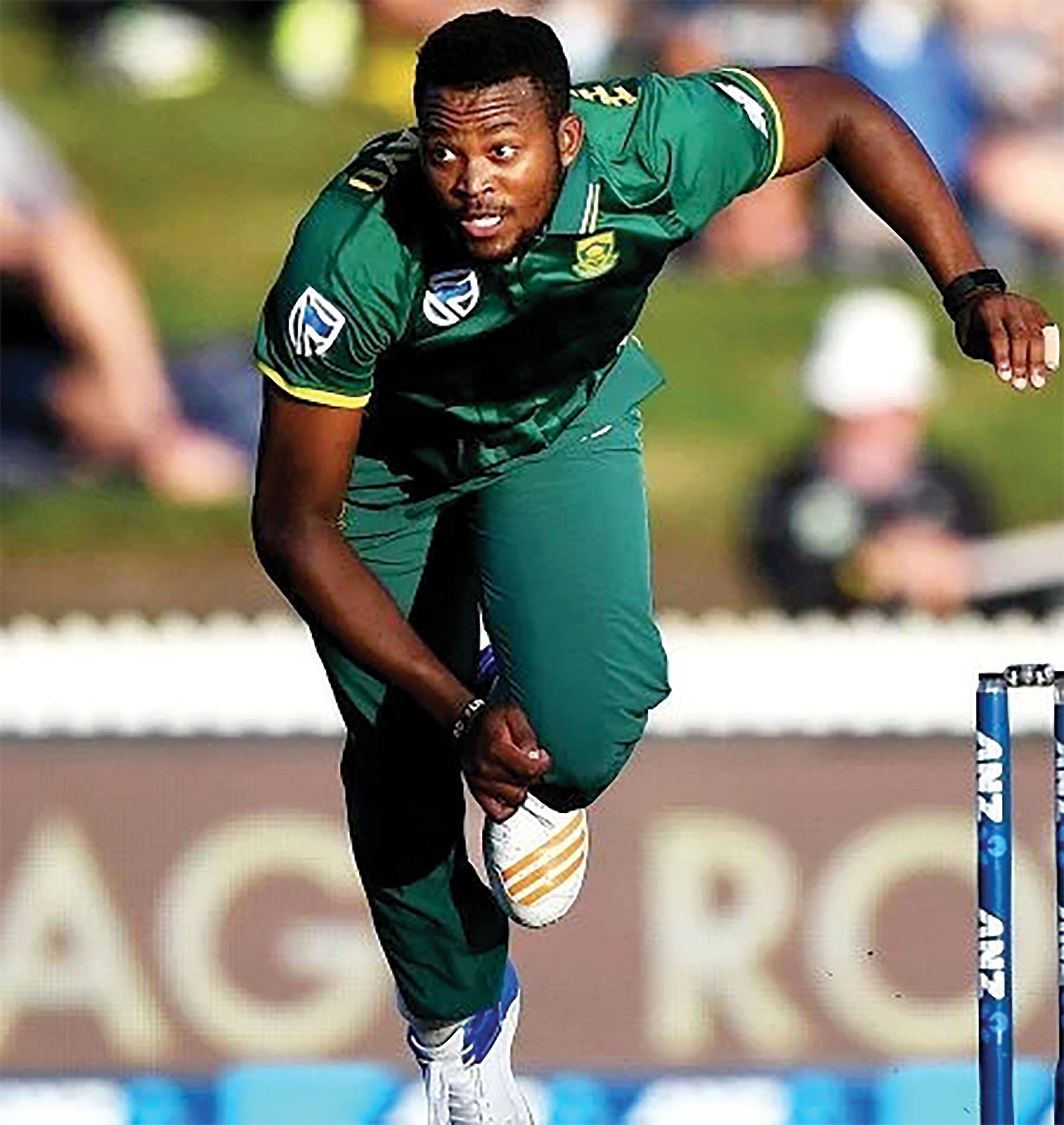 BRILLIANT; Andile Phehlukwayo stole the spotlight with a sparkling display of bat[1] ting finishing the game with 6, 4, 6